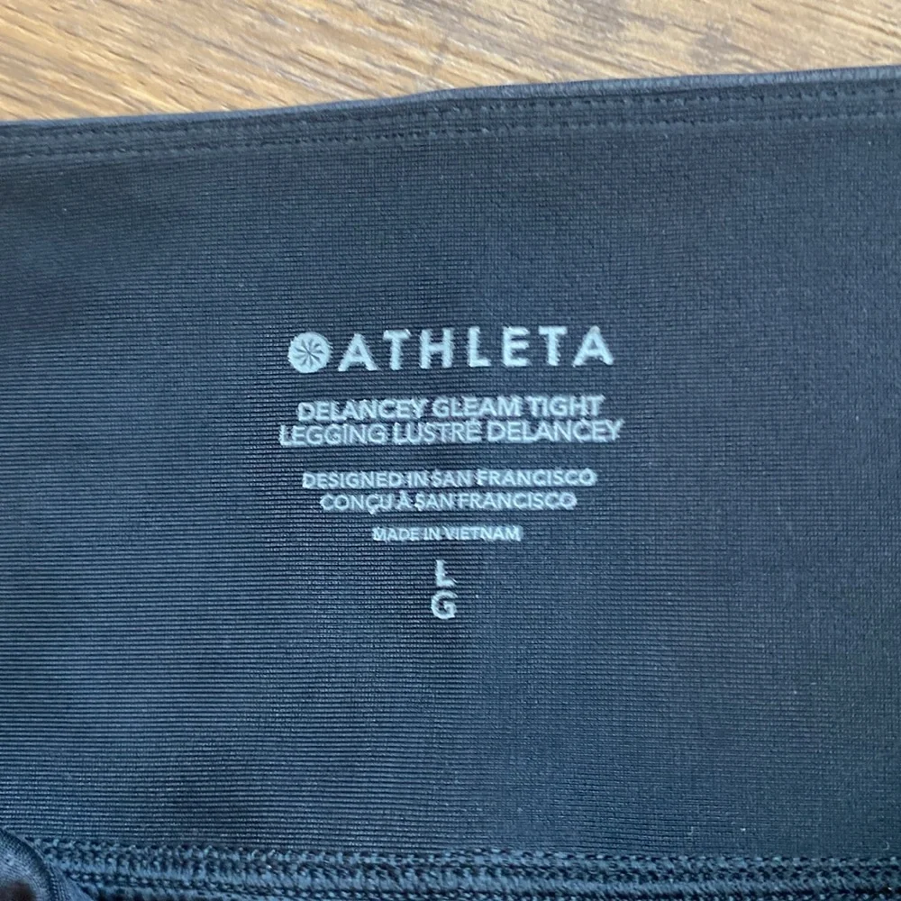 Athleta Delancey Gleam Tight Women’s Large